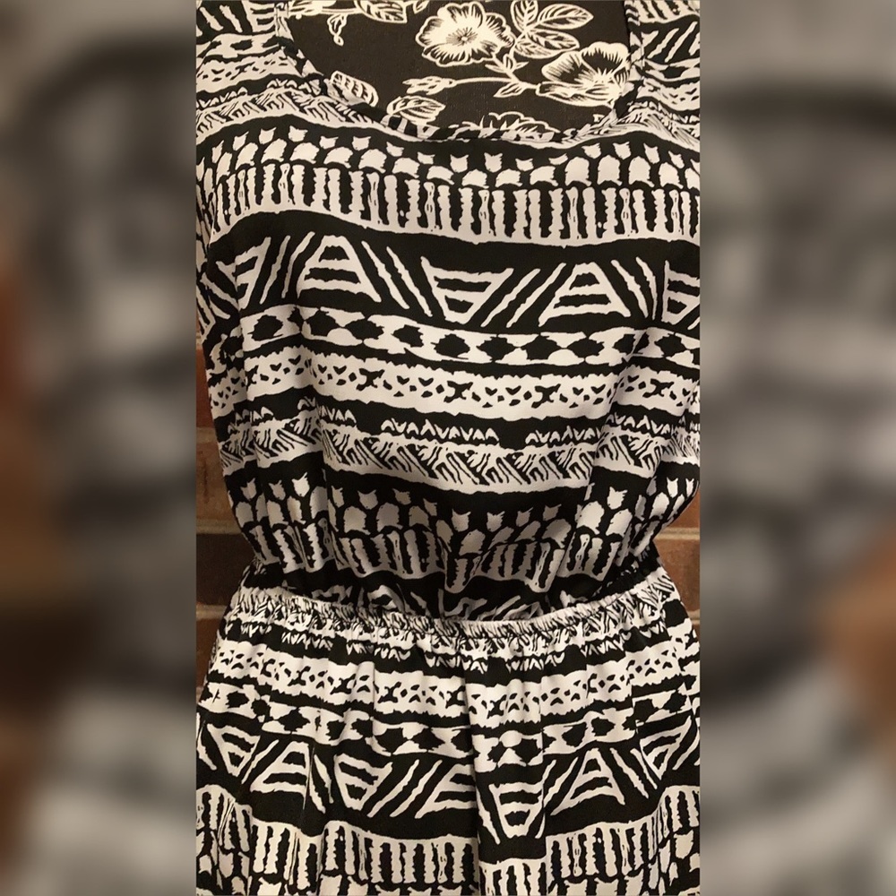 Forever21 Tribal Dress - Picture 3 of 7